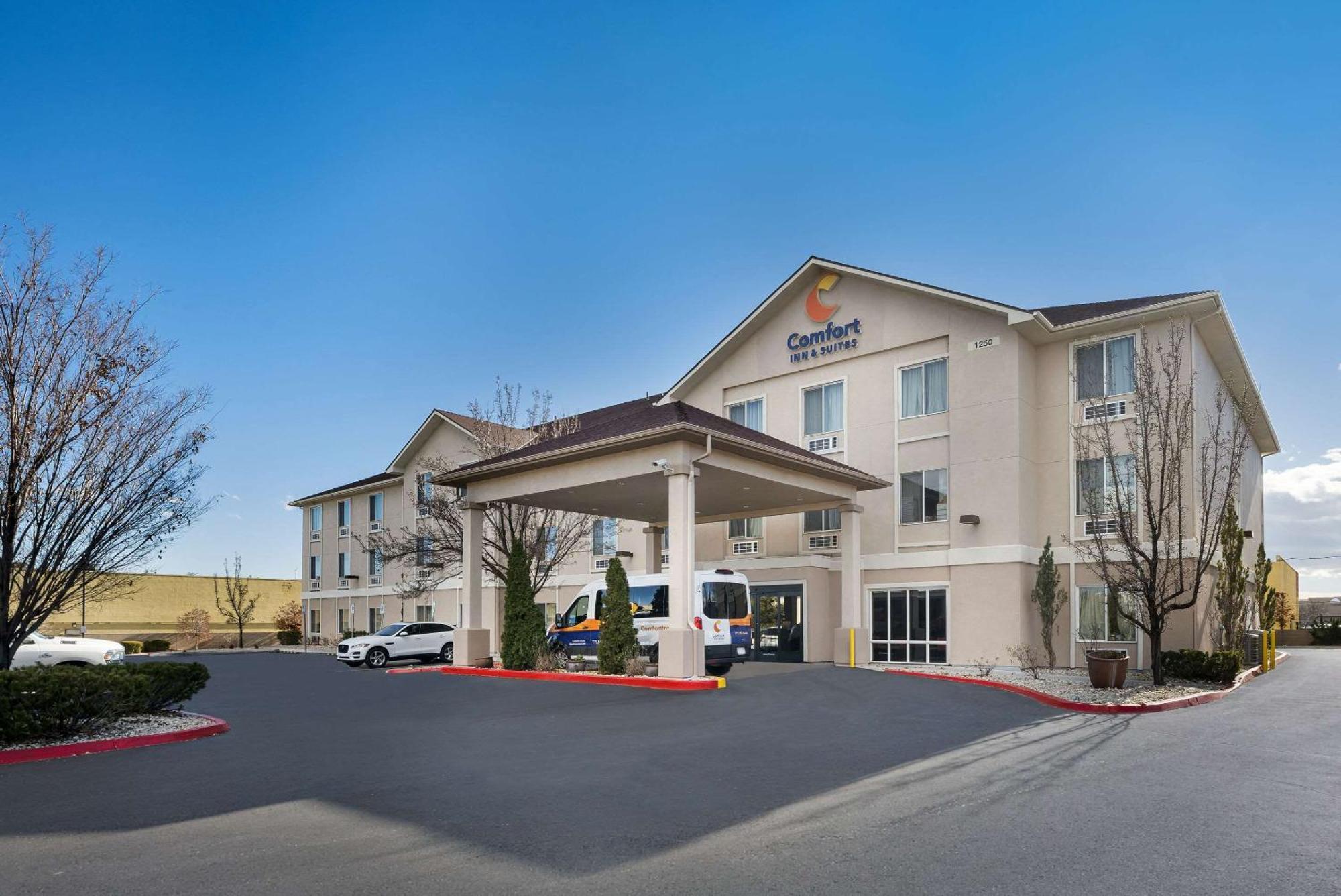 Comfort Inn & Suites Airport Convention Center Reno Εξωτερικό φωτογραφία