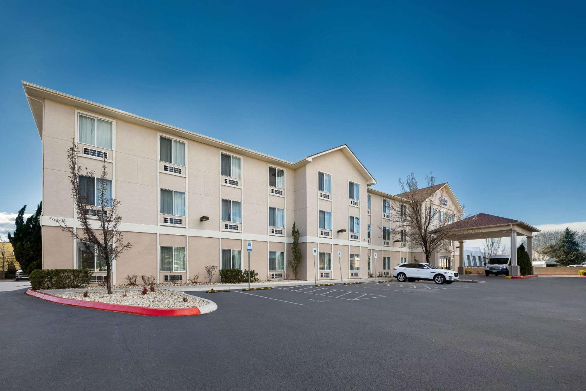 Comfort Inn & Suites Airport Convention Center Reno Εξωτερικό φωτογραφία